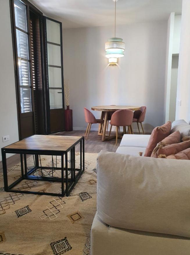 Apartmán Apbcn Eixample Center Barcelona Exteriér fotografie
